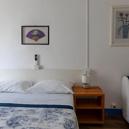 Olympia Отель 2*