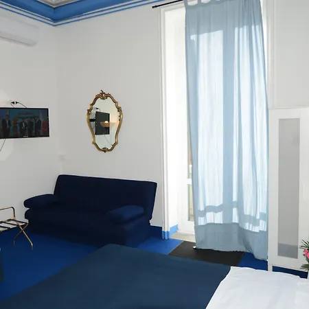 Отель Olympia 2*