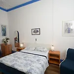 호텔 Olympia 2*